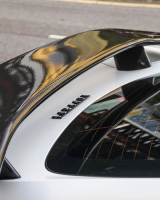 Ferrari F12 Kohlenstofffaserkörper Kit F12 Novitec N-largo-Stil Vorder- und Rückstoßstange Radbogen F12 Vorderlip Diffusor Spoiler