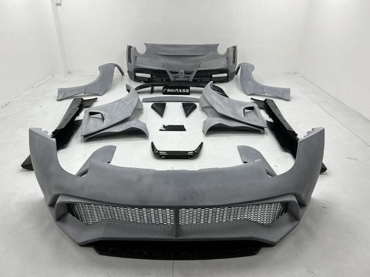 Ferrari F12 Kohlenstofffaserkörper Kit F12 Novitec N-largo-Stil Vorder- und Rückstoßstange Radbogen F12 Vorderlip Diffusor Spoiler