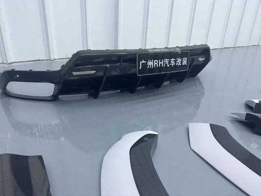 Lamborghini Urus Kohlenstofffaser-Körper Kit URUS 1016 Stil Kohlenstofffaser Vorderlip Diffusor Spoiler Haube Radbogen