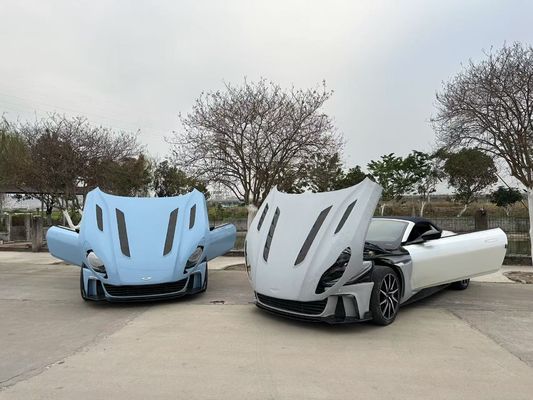 Aston Martin DB11 Carbon Fiber Body Kit DB11 Mansory-Stil Vorder- und Hinterstoß-Sparruff-Seitenrock-Schutzflügel-Hauben-Spoiler