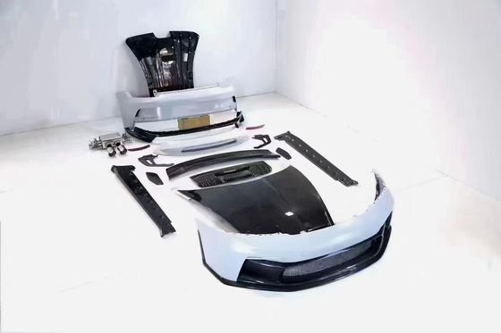 Porsche 992 Karbonfaserkörper Kit 992 GT3-Stil Vorder- und Rückstoßstange Seitenrock Spoilerkapuze