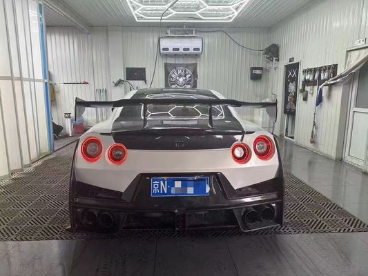 Nissan GTR Kohlenstofffaser-Körper-Kit GTR r35 Modernisiert 2024nismo-Stil Front- und Rückstoßfänger-Spoilern Haubenschutzflügel