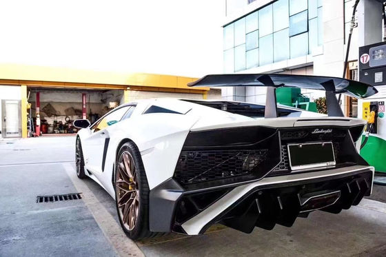 Für Lamborghini Aventador LP700 Kohlenstofffaserkörper-Kit Aventador 740SV vorne und hinten Stoßfänger Spoiler