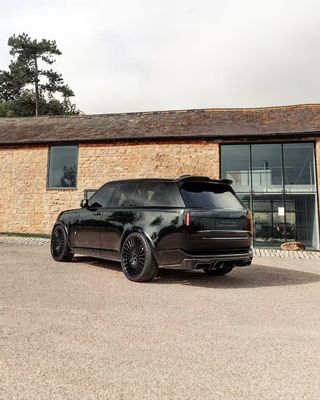 2022 Land Rover Body Kit Range Rover UB Stil Vorder- und Rückstoßfänger Stoßfänger Spoiler