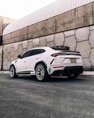 Autoteile für Lamborghini Urus Body Kit Urus Upgrades 1016-Style Front Scoop Diffuser Spoiler Widebody Kit