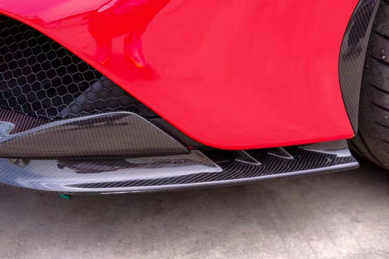 Für Ferrari SF90 Trockenkohlenstoffkörper-Kit SF90 OEM-Stil Kohlenstofffaser Front Lippendiffuser Spoiler Seitenrock