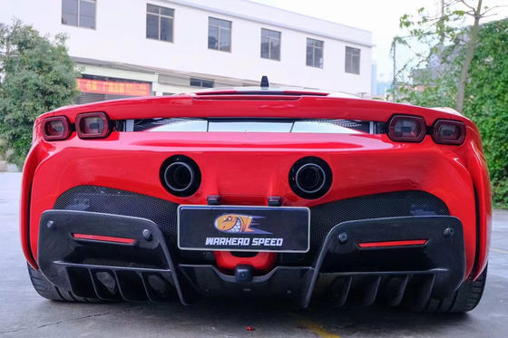 Für Ferrari SF90 Trockenkohlenstoffkörper-Kit SF90 OEM-Stil Kohlenstofffaser Front Lippendiffuser Spoiler Seitenrock