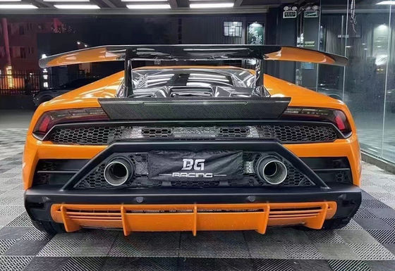 Autoteile Kohlenstofffaserspoiler für Lamborghini HURACAN LP610 580 EVO Upgrade der Performante Style Kohlenstofffaserspoiler