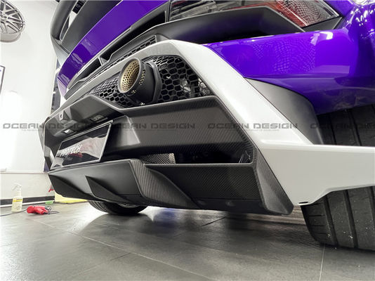 Trockene Kohlenstofffaser Kohlenstofffaserkörper-Kit für Lamborghini Huracan STO Huracan STO Upgrades OEM-Stil Front Schaufel Diffusor-Körper-Kit