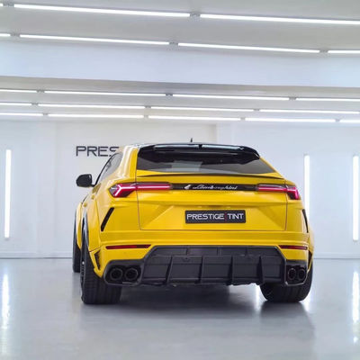 1016 Style Lamborghini Body Kit Urus Kohlenstofffaser Vorderlippen Diffusor Spoiler Kapuze Weiß