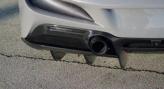 Autoteile für Ferrari F8 Kohlenstofffaserkörper-Kit F8 Upgrade Novi Style Diffuser Kohlenstofffaser Diffuser