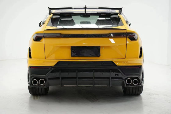 URUS Lamborghini Body Kit 2018-2019 Kohlenstofffaser Vorderlip Diffuser