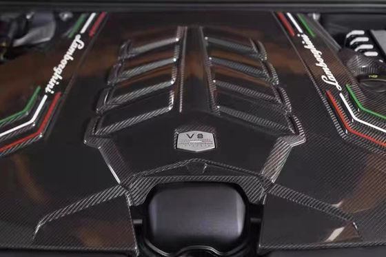 Ersetzen Sie Lamborghini Body Kit URUS Trockenkohlenstofffaser Motor Liner Shield