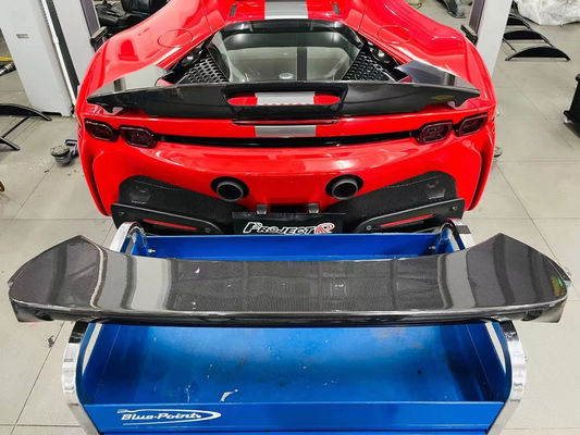 Kohlenstofffaserspoiler für Ferrari SF90 SF90 Upgraded OEM Style Spoiler Tail