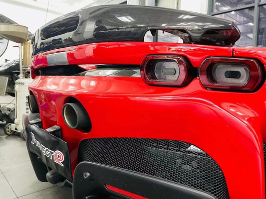 Kohlenstofffaserspoiler für Ferrari SF90 SF90 Upgraded OEM Style Spoiler Tail