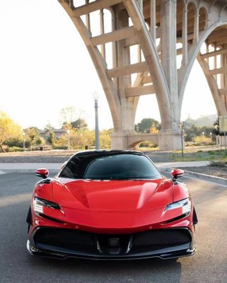Für Ferrari SF90 Kohlenstofffaserkörper-Kit SF90 Upgrade RYFT-Stil Sprung nach unten Front Lippendiffuser Spoiler-Körper-Kit