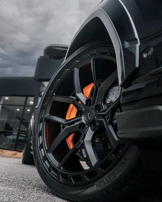 Urus Lamborghini Body Kit UB Stil Vorder Lippendiffuser Spoiler Lamborghini Weitkörper Urus
