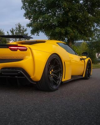 296 Ferrari Body Kit 2021 2022 Auto Radbogen Vorder und Hinter Stoßfänger Spoiler