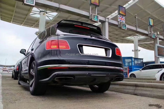 Für den Bentley Bentayga Carbon Fiber Body Kit Bentayga aktualisiert den W12 Style Carbon Fiber Front Lip Diffuser Spoiler