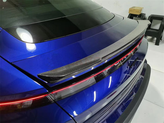 Für Porsche Taycan Kohlenstofffaserspoiler