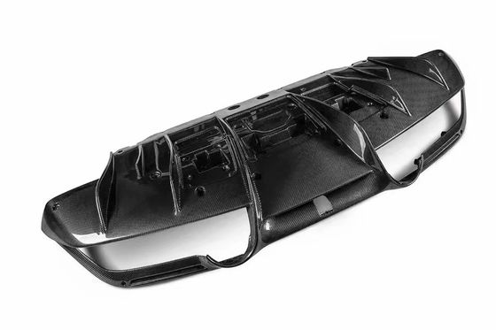 Für BMW X6M F96 Kohlenstofffaser-Körper-Kit X6M F96 Upgrades der AE-Stil Kohlenstofffaser Front Lippen Diffuser Spoiler