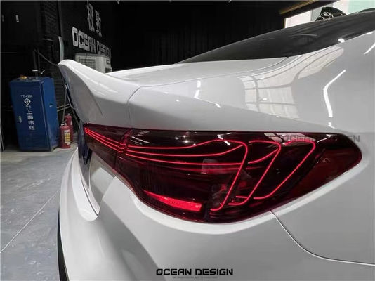 Für den BMW G87 M2 Rücktrunk aus Kohlenstofffaser G87 M2 Aufgerüstete Rücktrunk aus Kohlenstofffaser im CSL-Stil