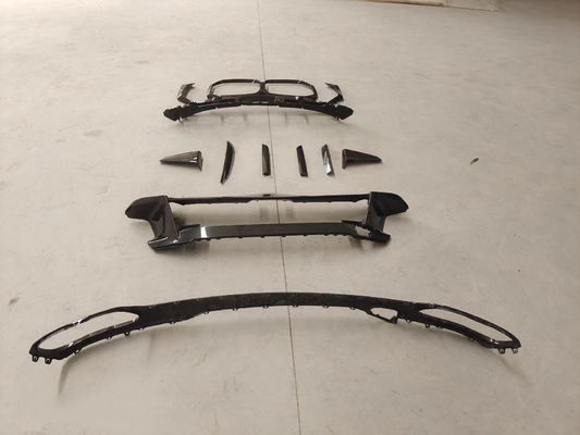 Für BMW X7 Carbon Fiber Body Kit X7 OEM Style Carbon Fiber Front Lip Diffuser Großes Lichtschatten-Körper Kit