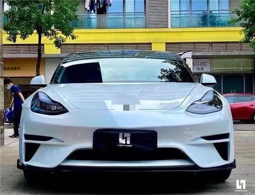 Verkauf MODEL 3 Body Kit Upgrade für das Tesla Model 3 mit Roboter-Stil Front- und Rückstoßfänger Spoilern