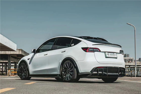 Autoteile für Tesla MODEL Y Kohlenstofffaserkörper-Kit MODEL Y Upgraded MIW-Stil Kohlenstofffaser Front Schaufel Diffuser Spoilerbody Kit