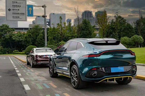 Neues Produkt für Aston Martin DBX Body Kit DBX Kohlenstofffaser Front Stoßfänger Seitenrock Diffusor Spoiler