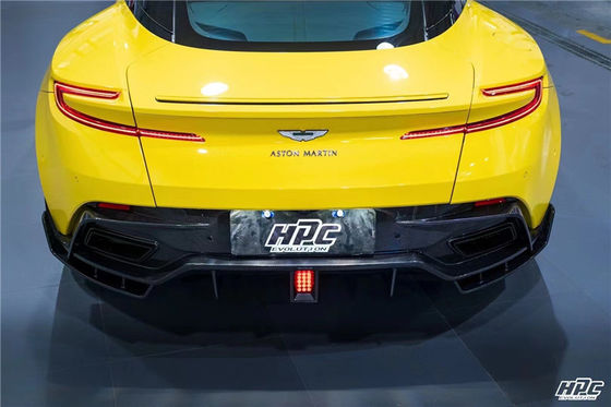 Für Aston Martin DB11 Kohlenstofffaser-Körper-Kit DB11 Upgraded PK Style Kohlenstofffaser Front Lippendiffuser Spoiler Hood
