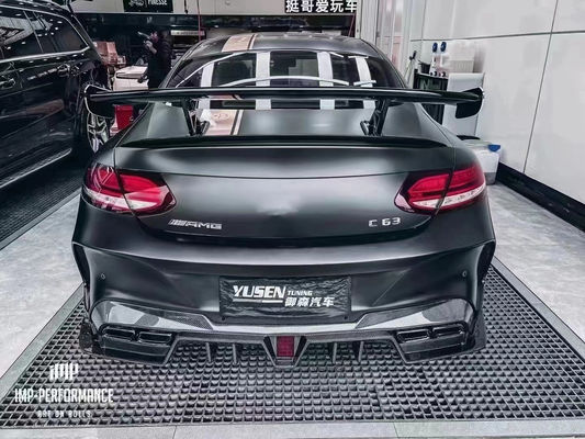 Autoteile für Mercedes C63 C63S Coupé Karosserie-Kit C63 C63S Coupé Upgraded IMP Style Vorder- und Rückstoßfänger Spoiler Karosserie-Kit
